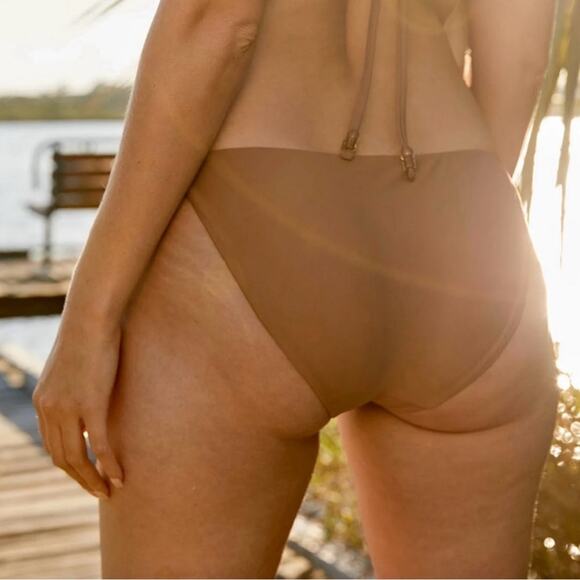 NWT Aerie Brown Ruffle Bikini Bottoms M – Full Coverage Swimwear - Picture 2 of 5